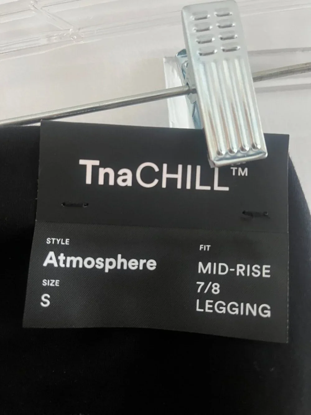 Aritzia TNA CHILL Atmosphere Mid-Rise 7/8 Legging - Black (NWT)